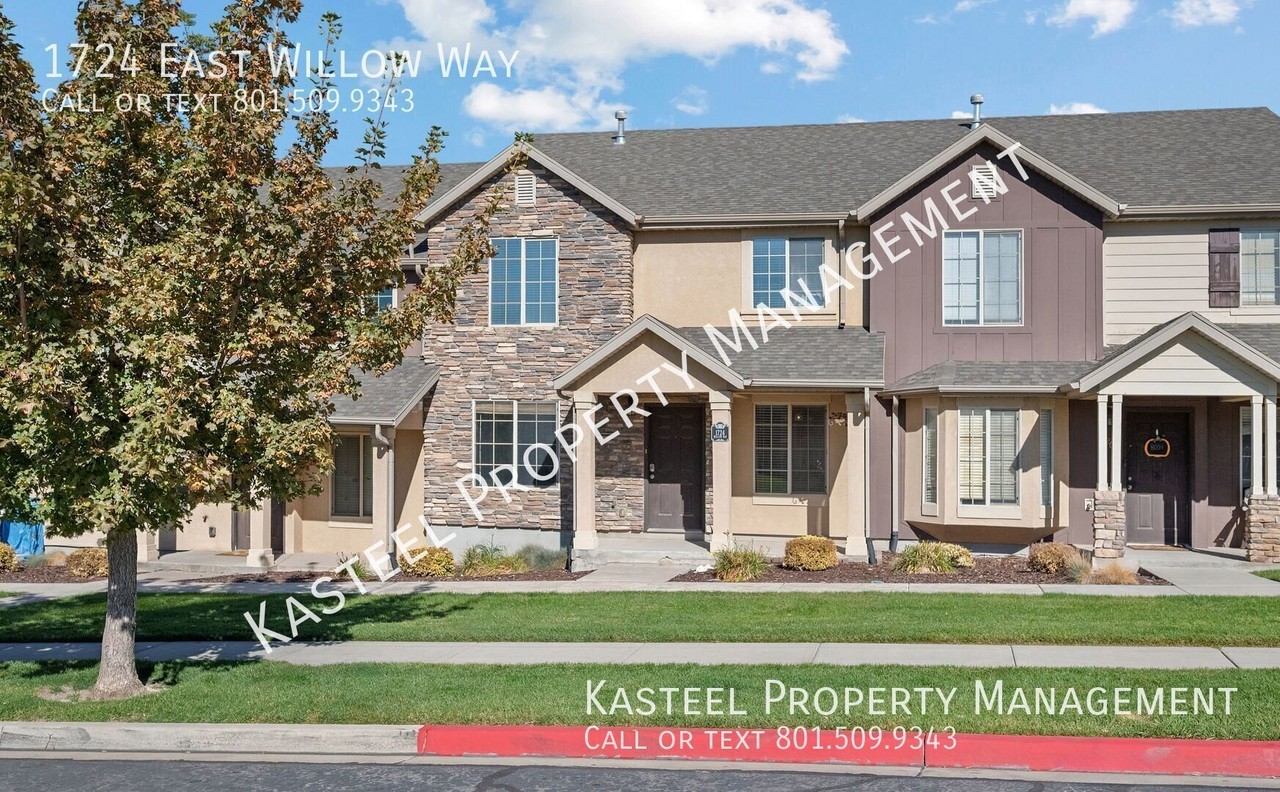 1724 Willow Way - Photo 2 of 28