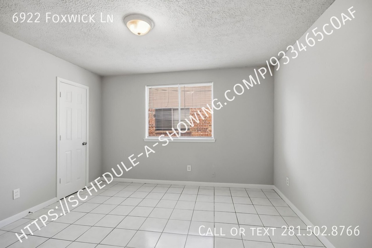 6922 Foxwick Ln - Photo 6 of 12