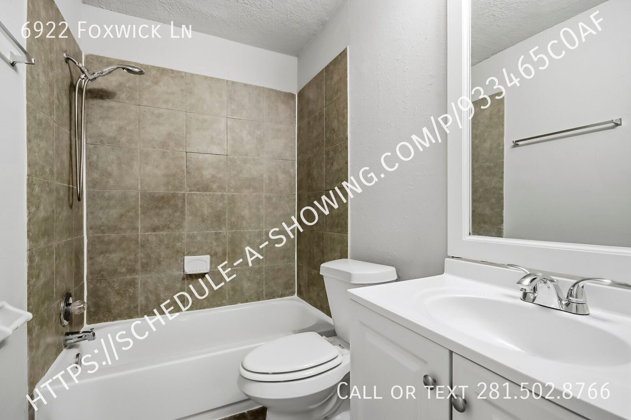 6922 Foxwick Ln - Photo 7 of 12