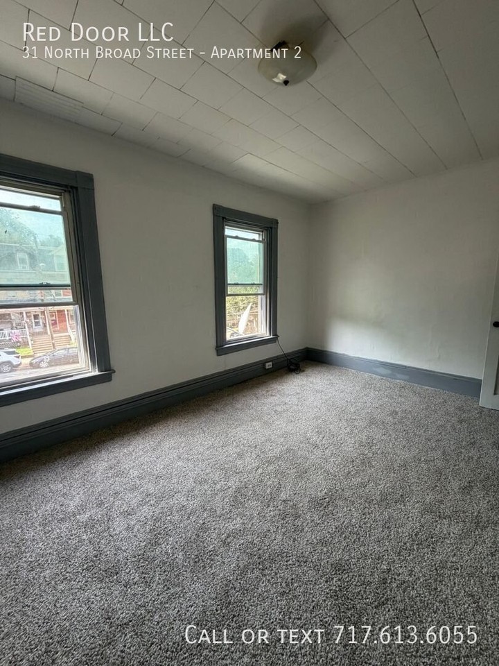 31 N Broad St #2 - Photo 3 of 24