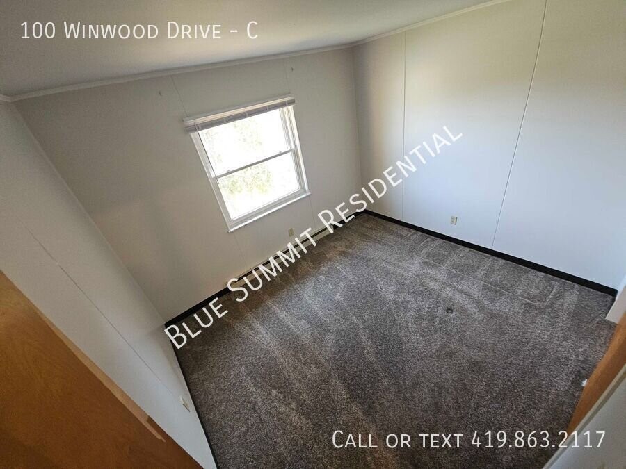 100 Winwood Dr #C - Photo 2 of 15