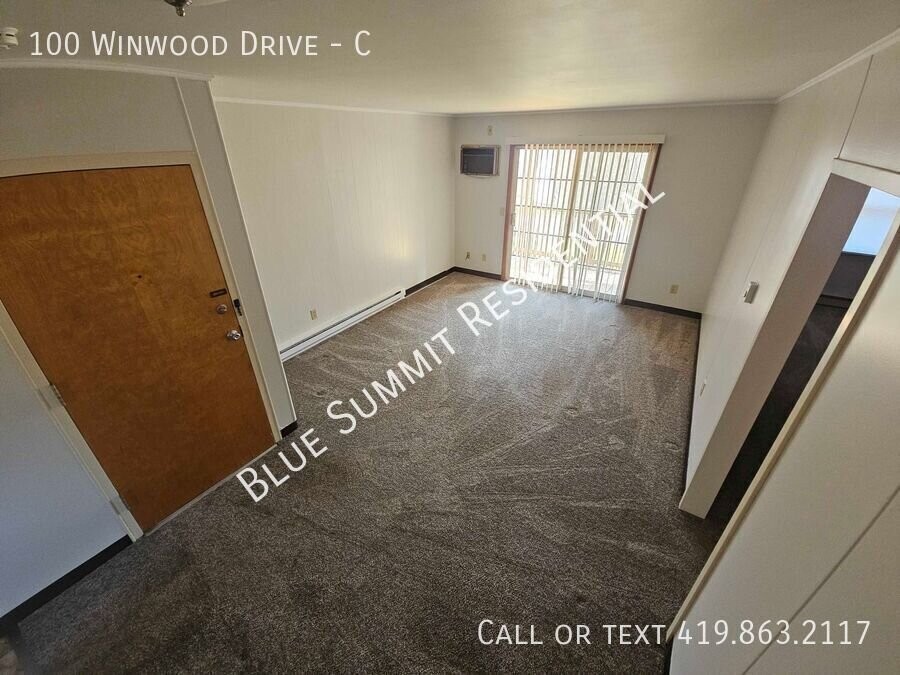 100 Winwood Dr #C - Photo 3 of 15
