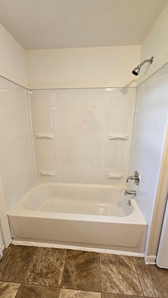 156 Ashford Dr - Photo 5 of 7