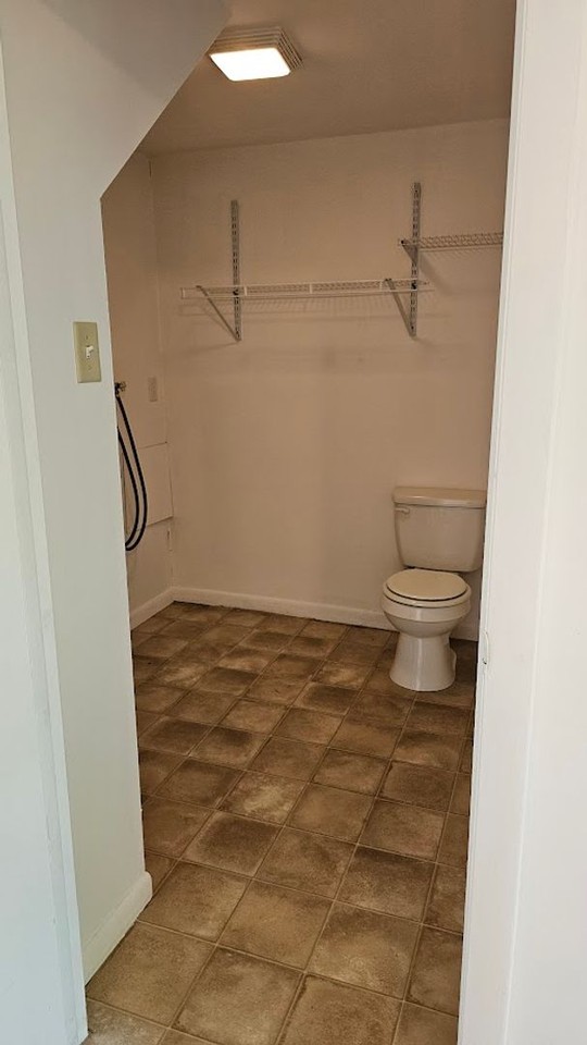 156 Ashford Dr - Photo 6 of 7