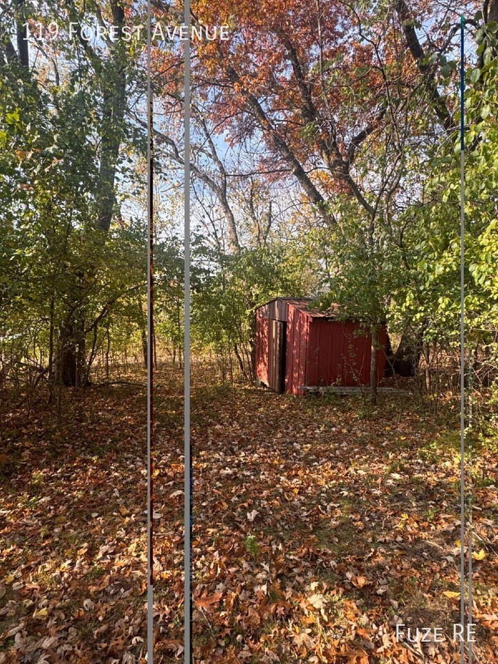 119 Forest Ave - Photo 4 of 23