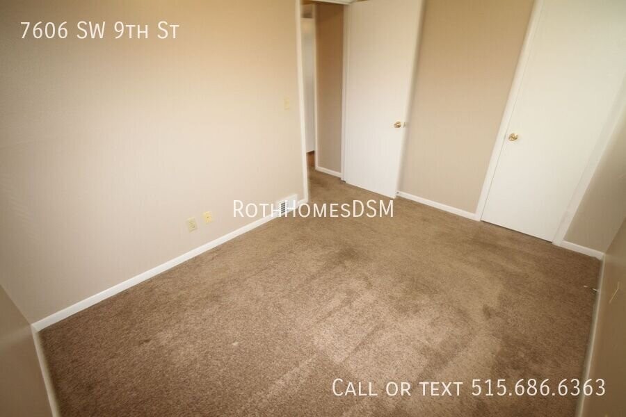 7606 Sw 9th St - Photo 7 of 20