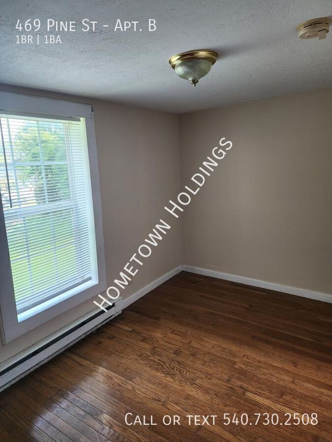 469 Pine St #B - Photo 5 of 18