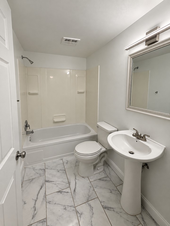 1515 Hill Rd #BE5 - Photo 3 of 9