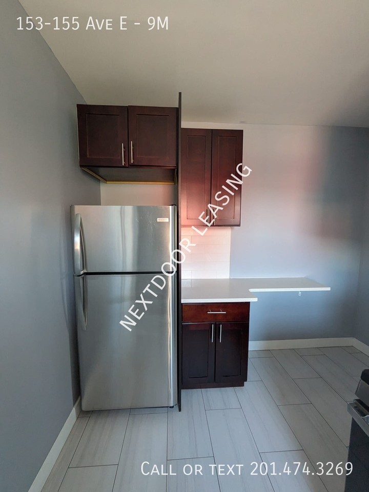 153 Avenue E #9M - Photo 2 of 6