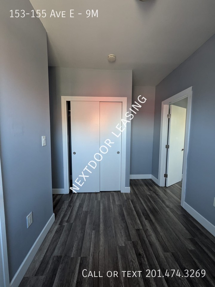 153 Avenue E #9M - Photo 4 of 6