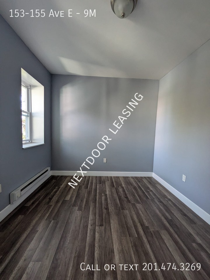 153 Avenue E #9M - Photo 6 of 6