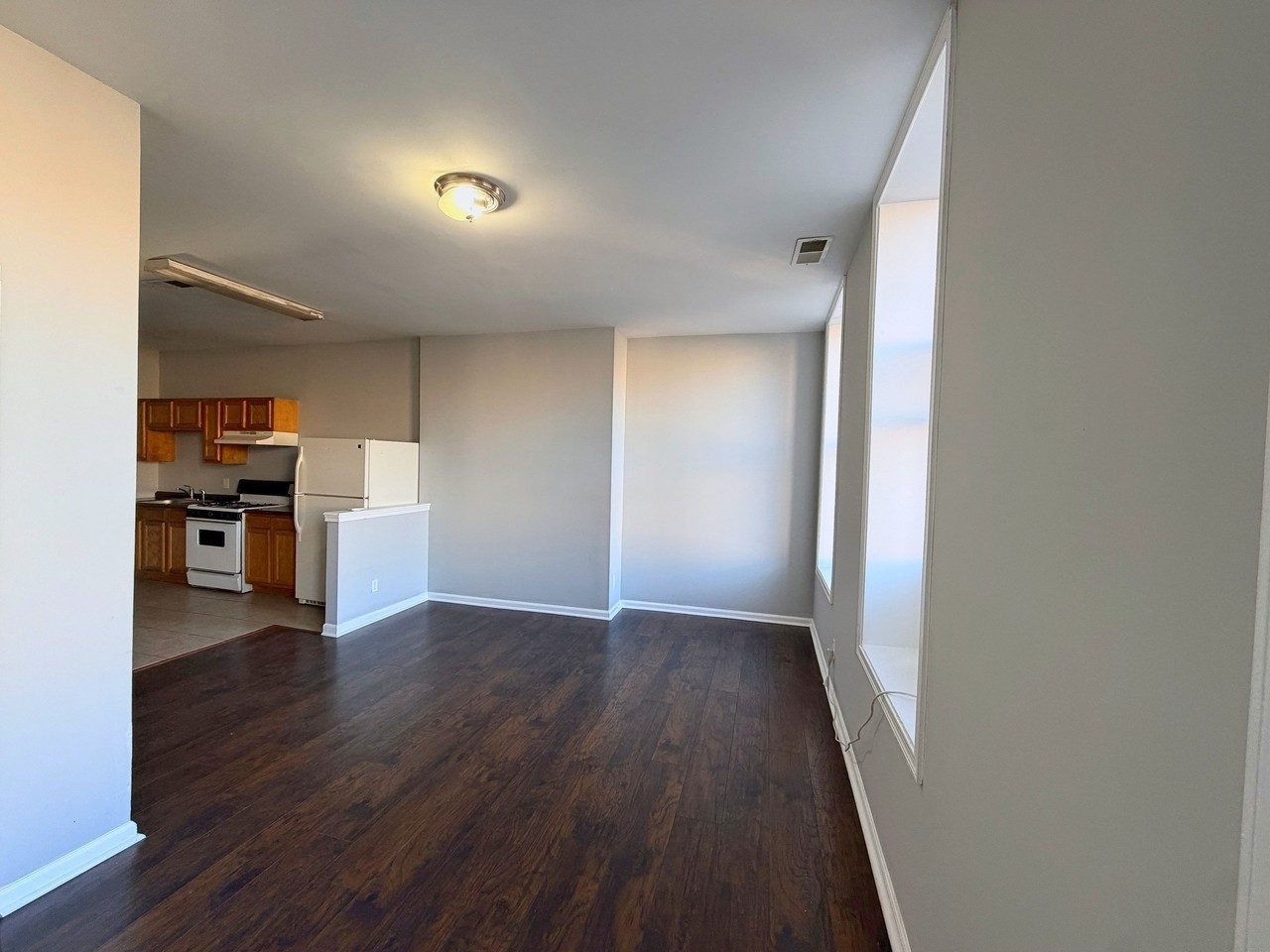 1422 Madison Ave #2 - Photo 2 of 16