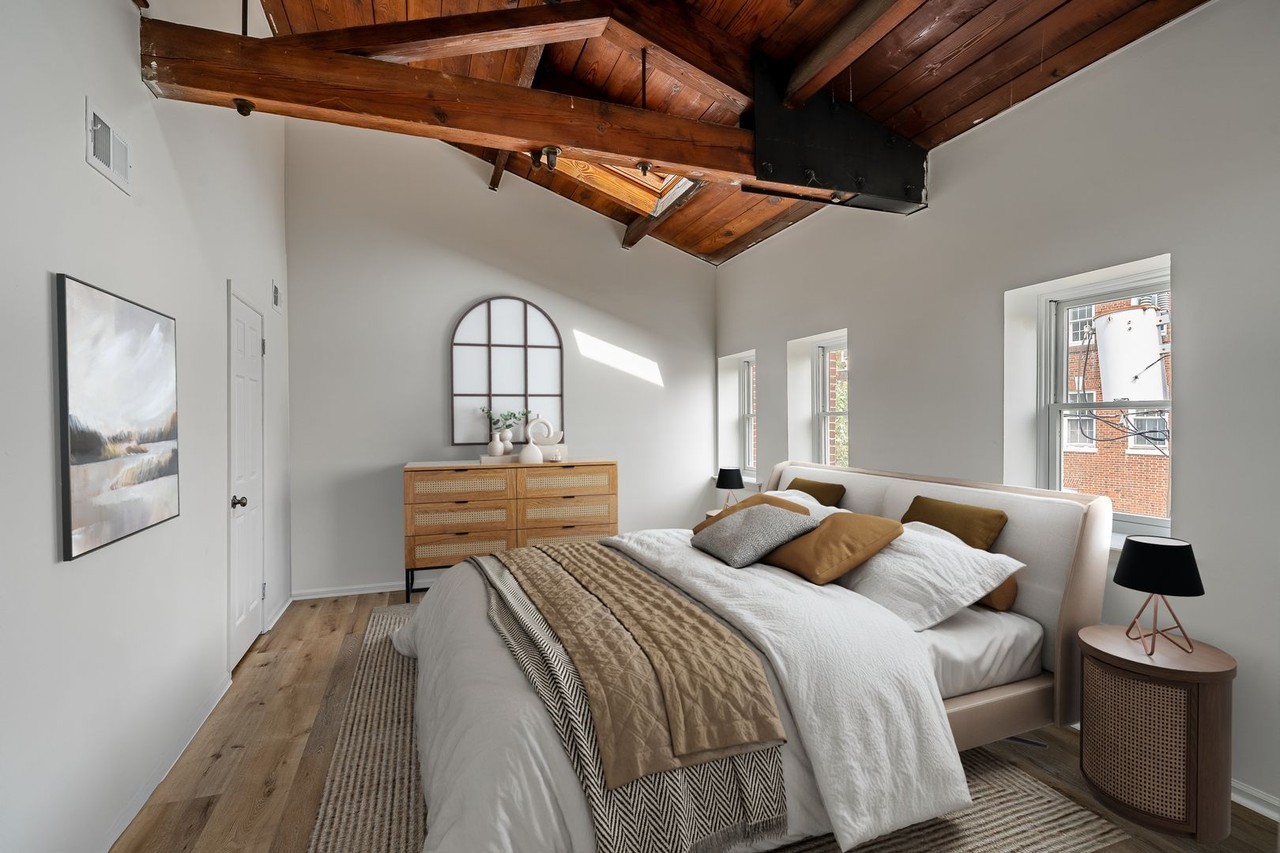 430 N West St #304 - Photo 5 of 9