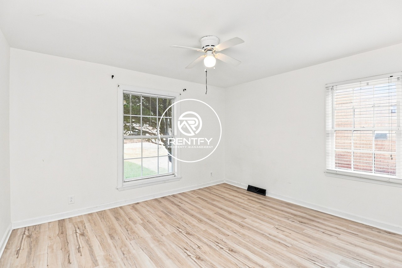 3702 Driftwood Dr #3702 - Photo 6 of 15