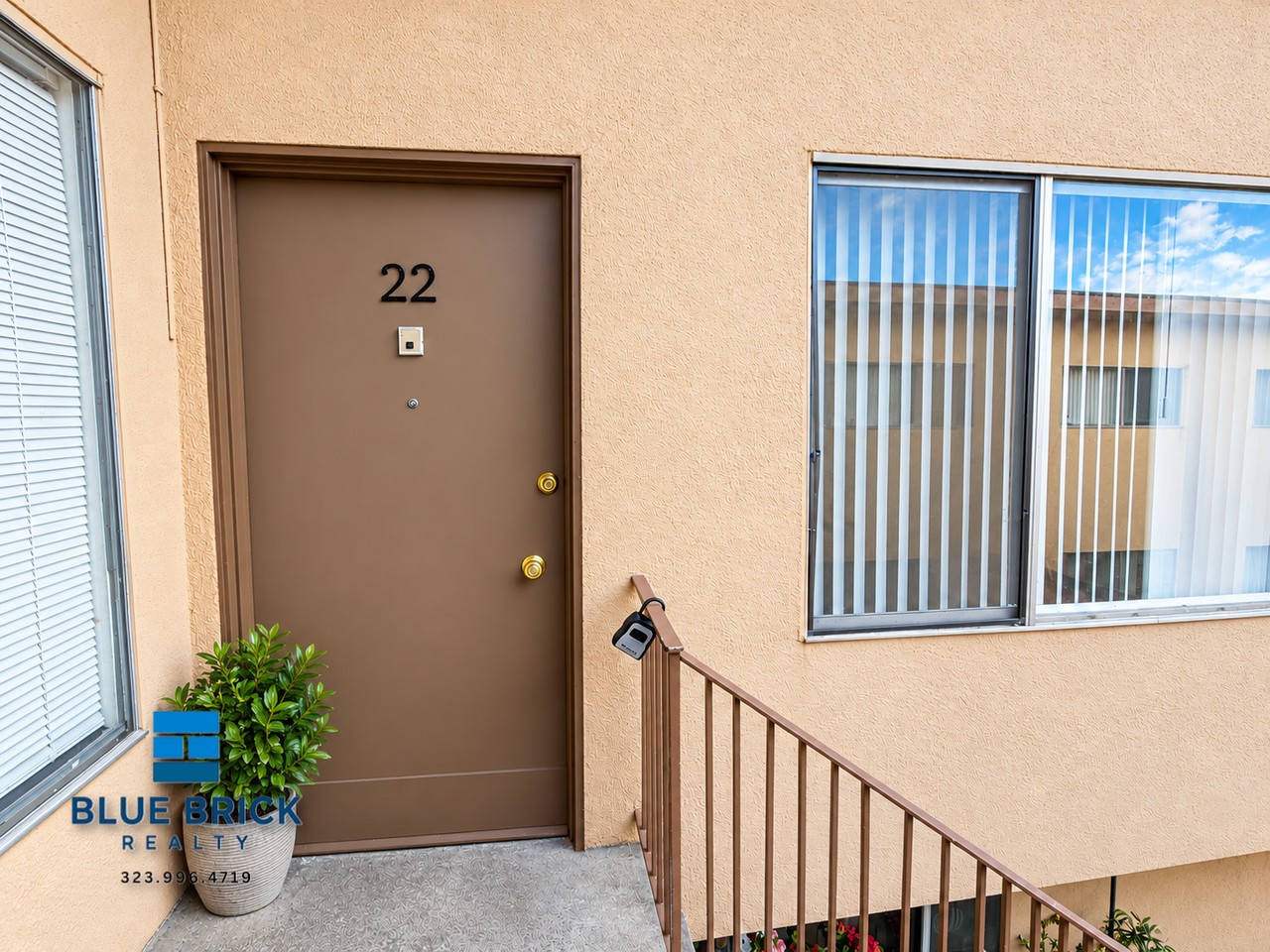 5312 Corteen Pl #22 - Photo 3 of 15