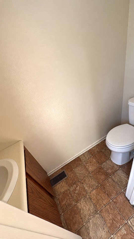 715 E Mckinley Ave - Photo 4 of 14