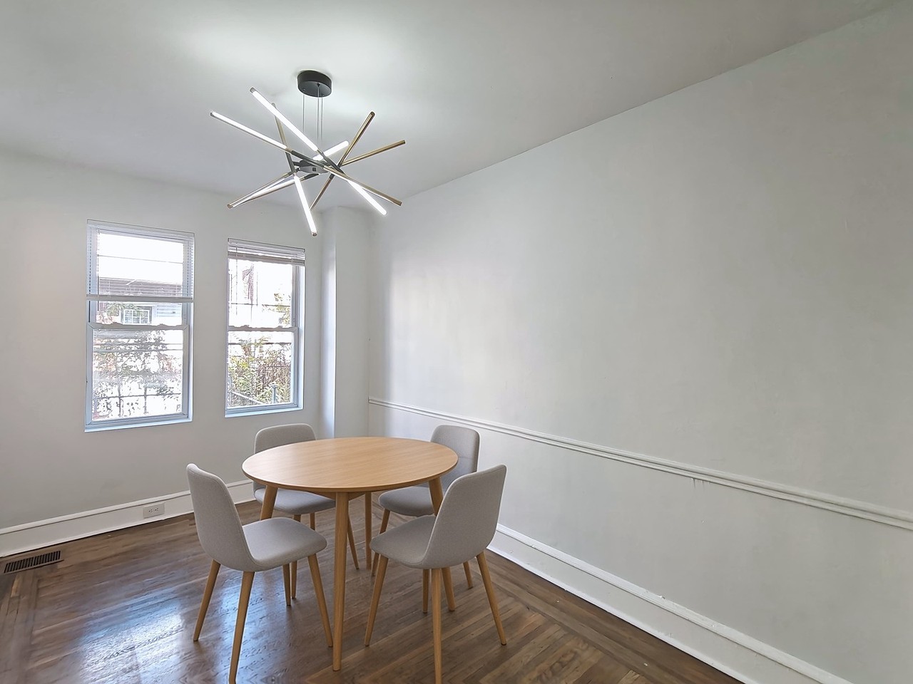 5821 Hazel Ave - Photo 7 of 14