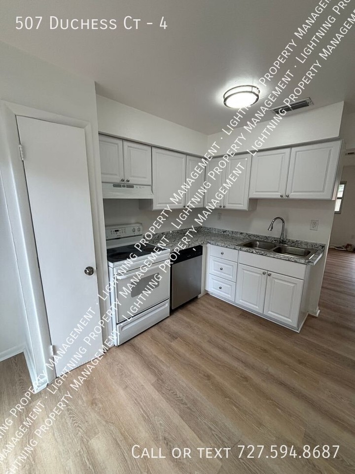 507 Duchess Ct #4 - Photo 3 of 23