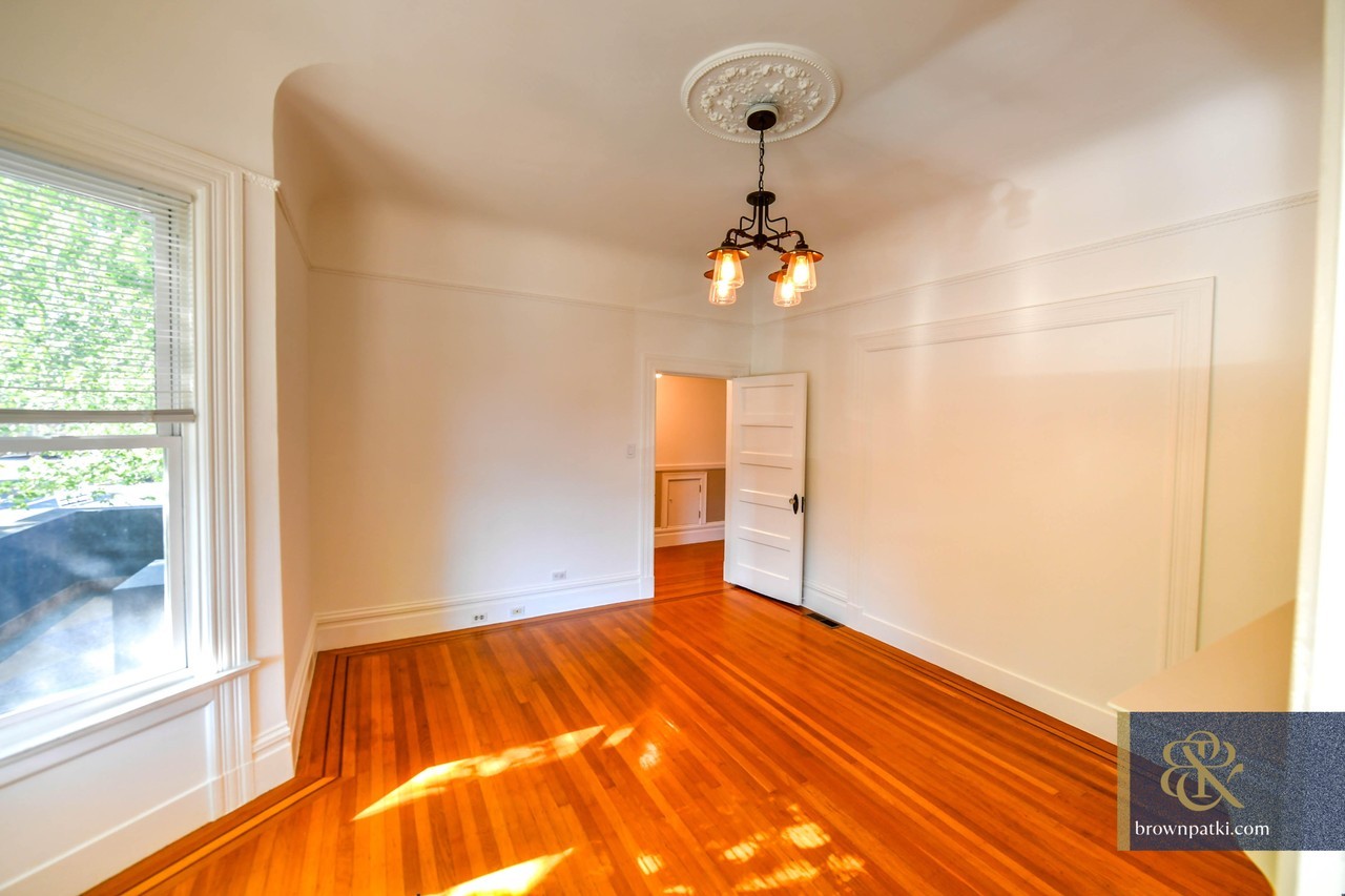 2529 Bryant St - Photo 4 of 18