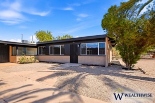 2876 N Edith Blvd - Photo 1 of 1