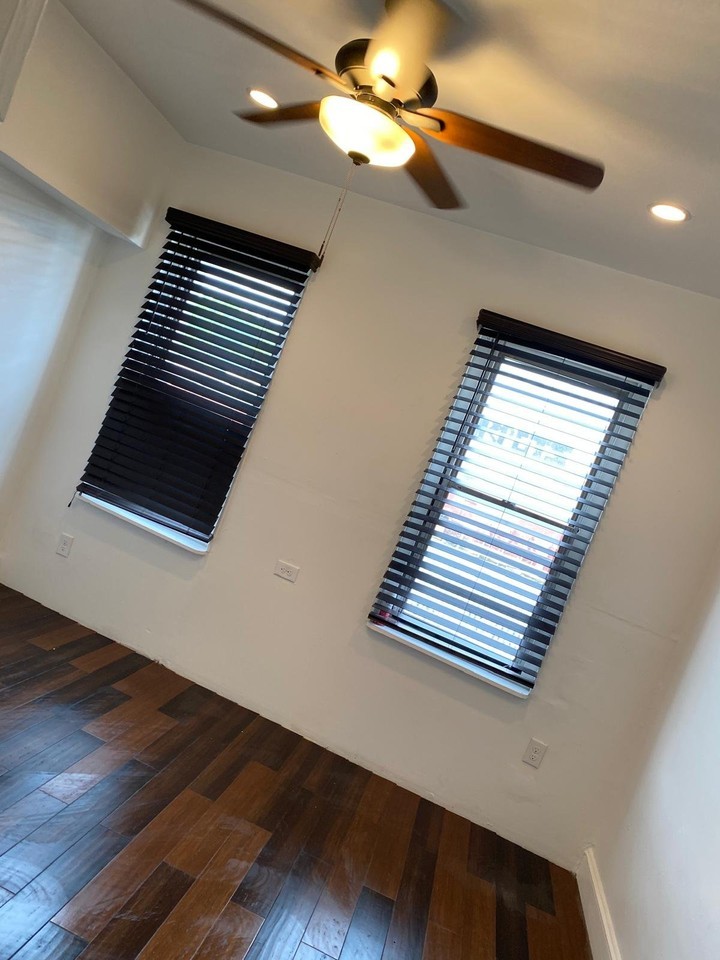 1946 Hart Ln - Photo 3 of 4
