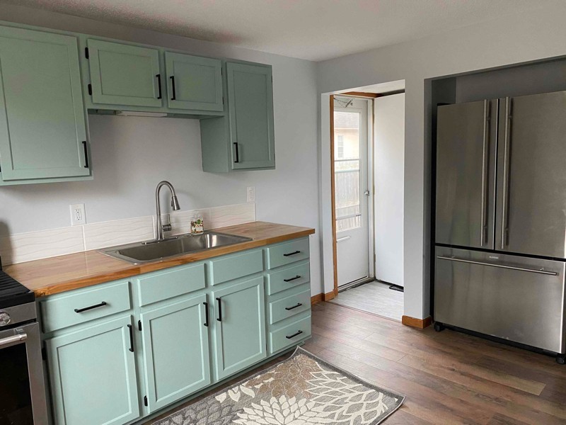 800 Palace Ave - Photo 3 of 18