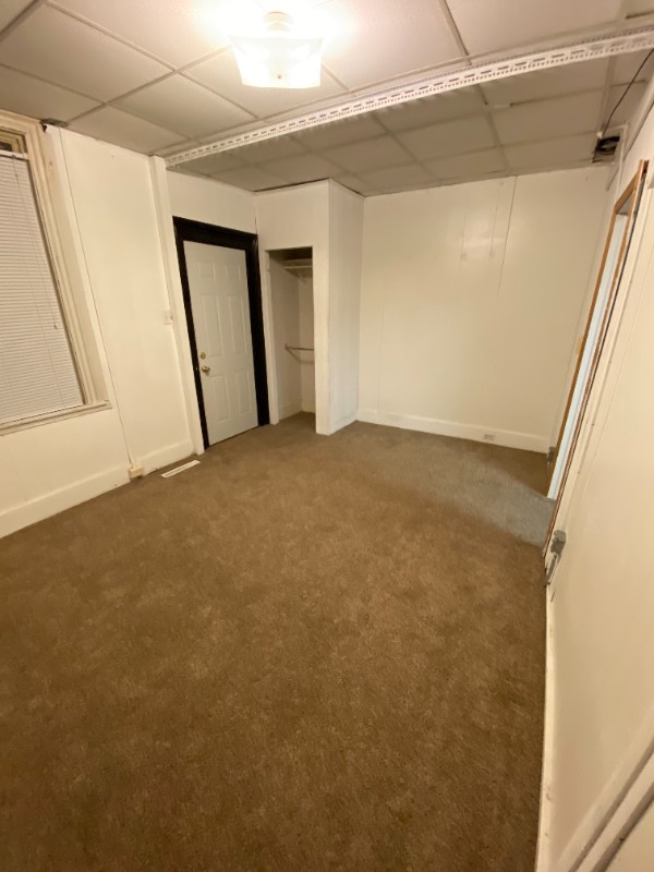 922 7th St E - Photo 7 of 9