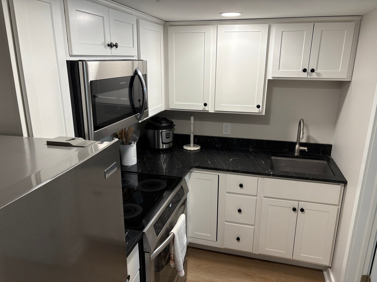 459 Broadway - Photo 2 of 18
