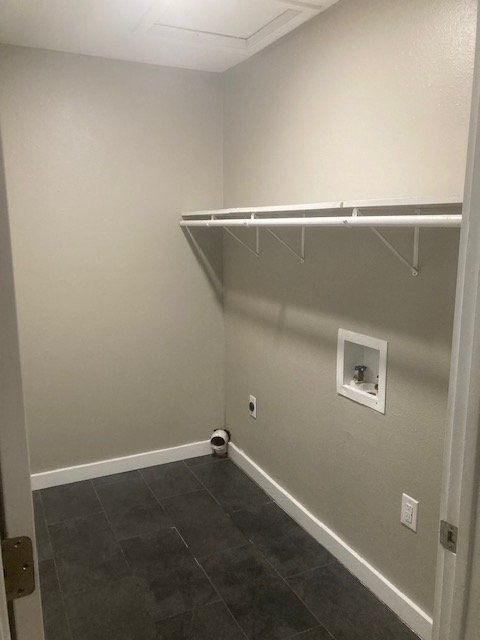 3409 W Wood St - Photo 5 of 15