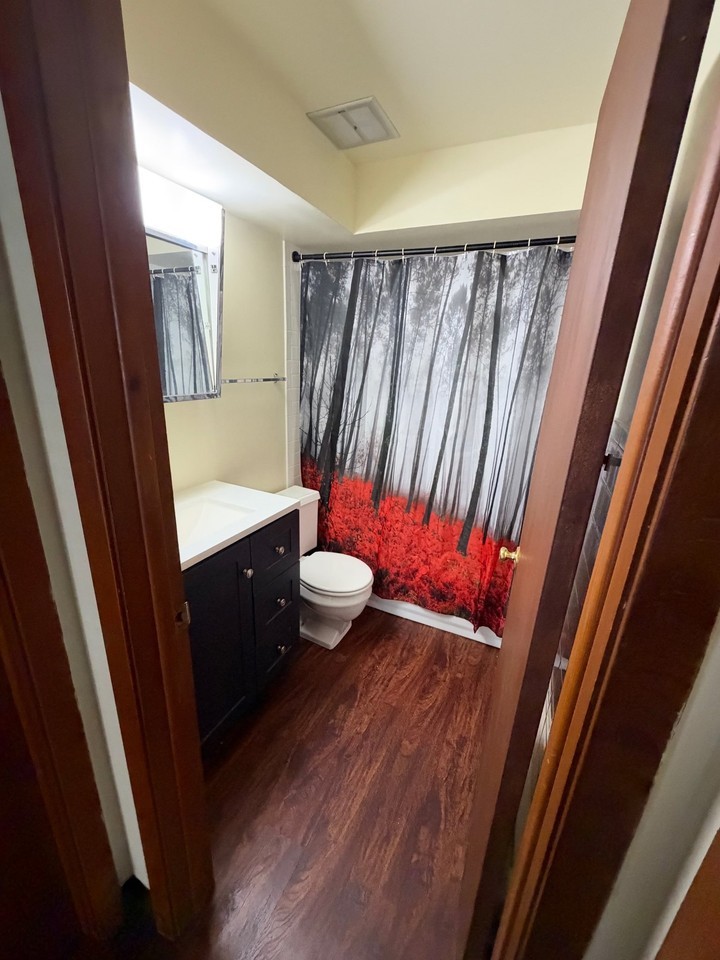 2171 Vernon Dr #E - Photo 5 of 5