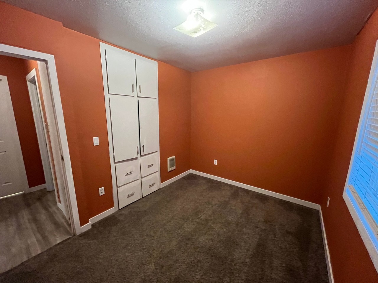 1106 Emerson Dr #9 - Photo 5 of 5