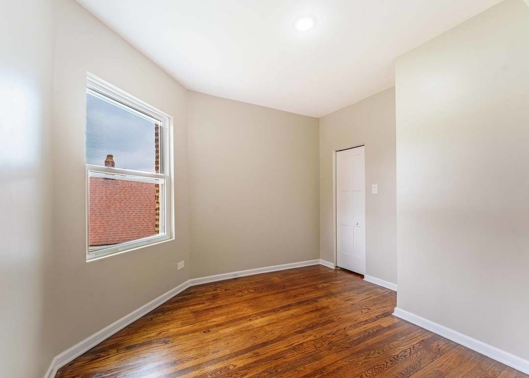 1908 W Marquette Rd #2E - Photo 6 of 20