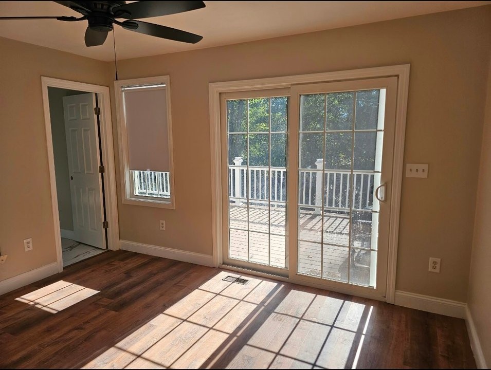 129 Thatcher St #1 - Photo 4 of 20
