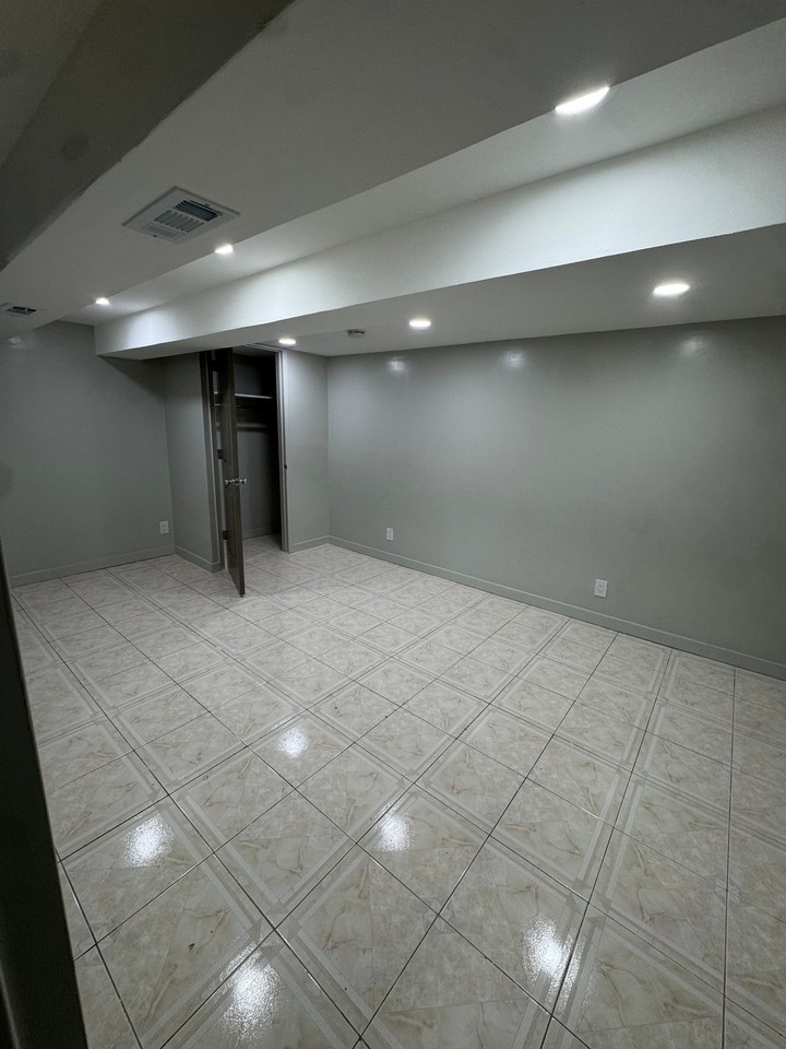 8916 Avenue L #1 - Photo 7 of 7