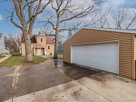featured image of 521 4th Ave Ne