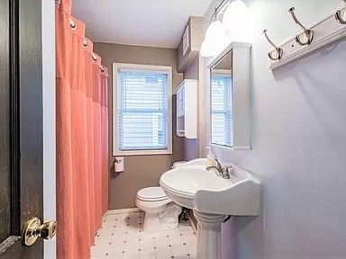 521 4th Ave Ne - Photo 4 of 13