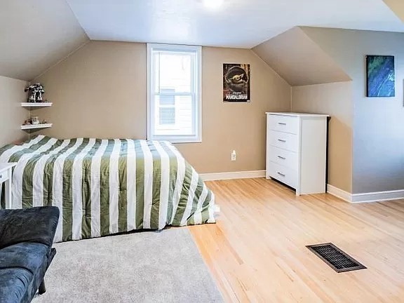 521 4th Ave Ne - Photo 6 of 13