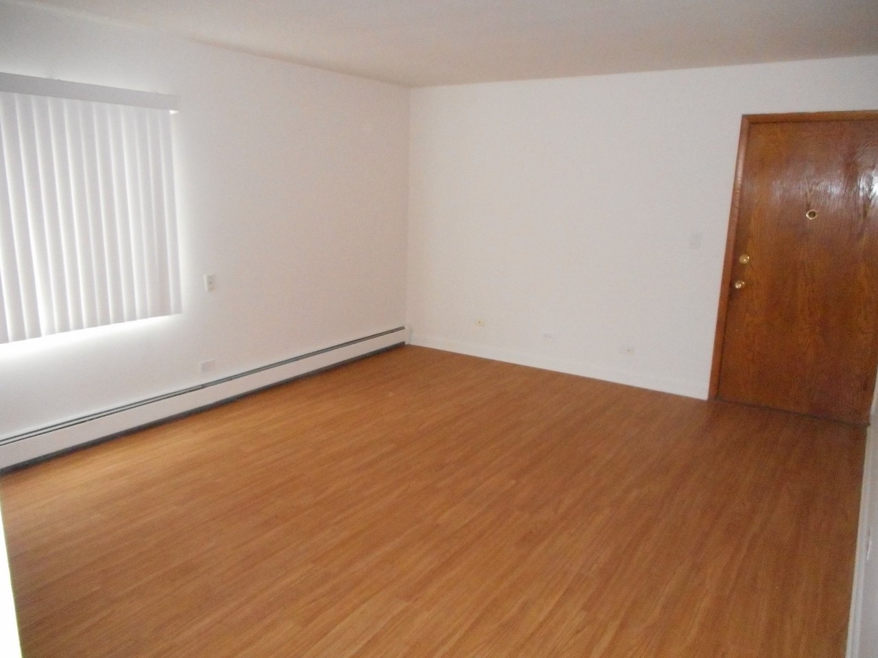 539 Pershing Ave #D - Photo 2 of 6