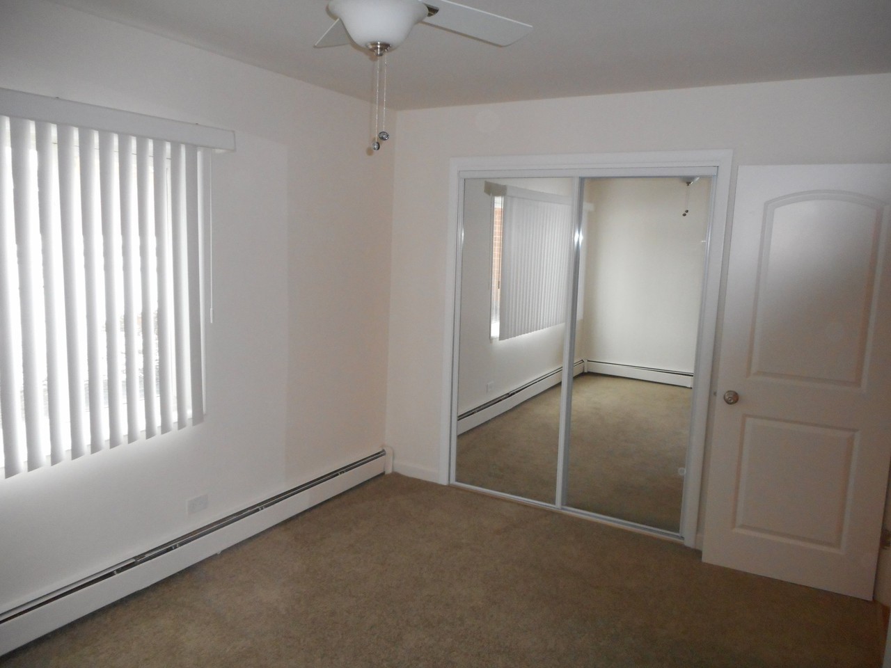 539 Pershing Ave #D - Photo 4 of 6