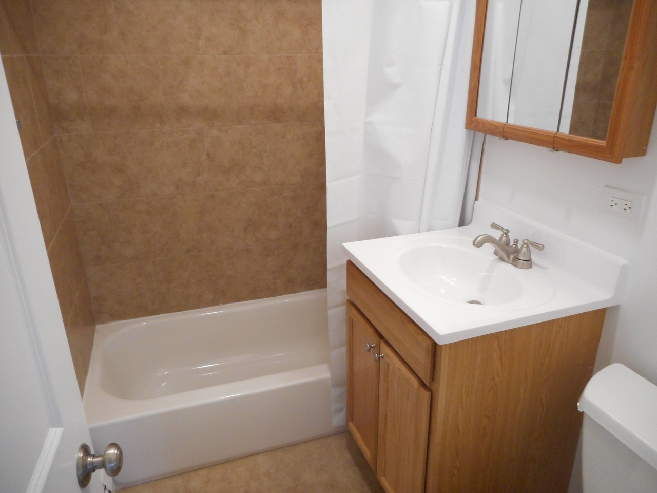 539 Pershing Ave #D - Photo 6 of 6