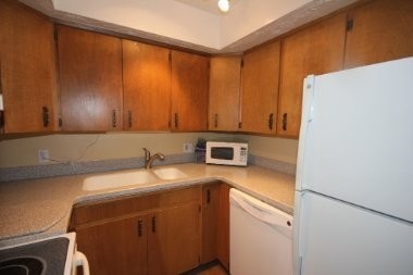1330 Wisconsin Ave #6 - Photo 4 of 11