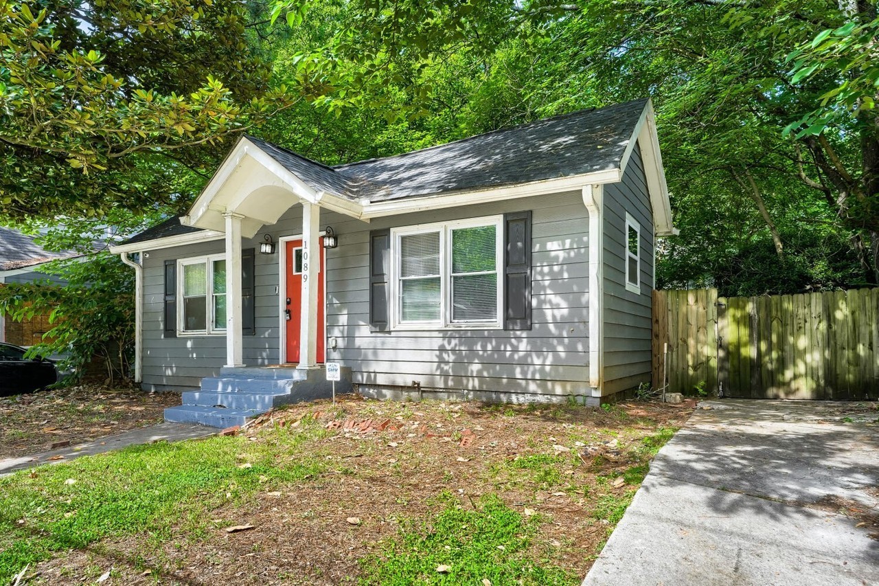 1089 Mcdaniel St Sw - Photo 2 of 18