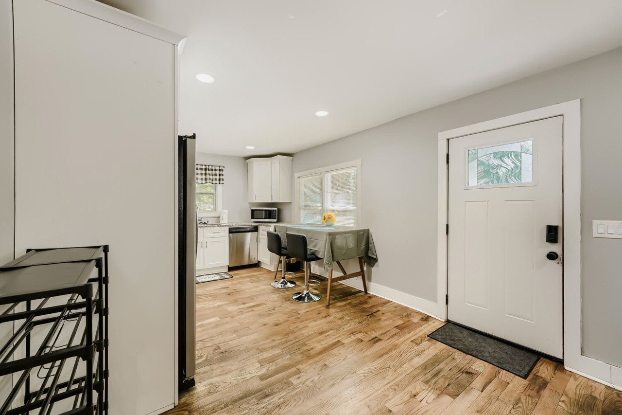 1089 Mcdaniel St Sw - Photo 3 of 18