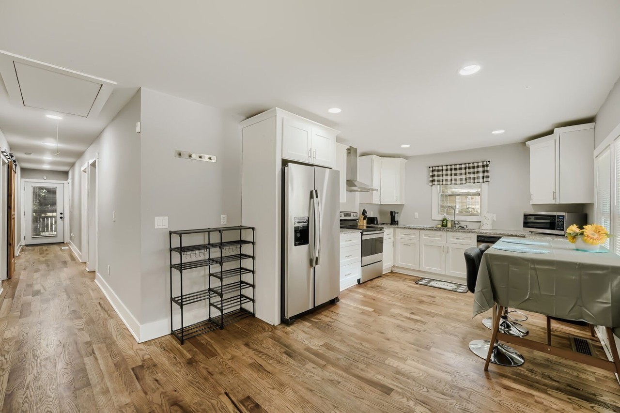 1089 Mcdaniel St Sw - Photo 4 of 18