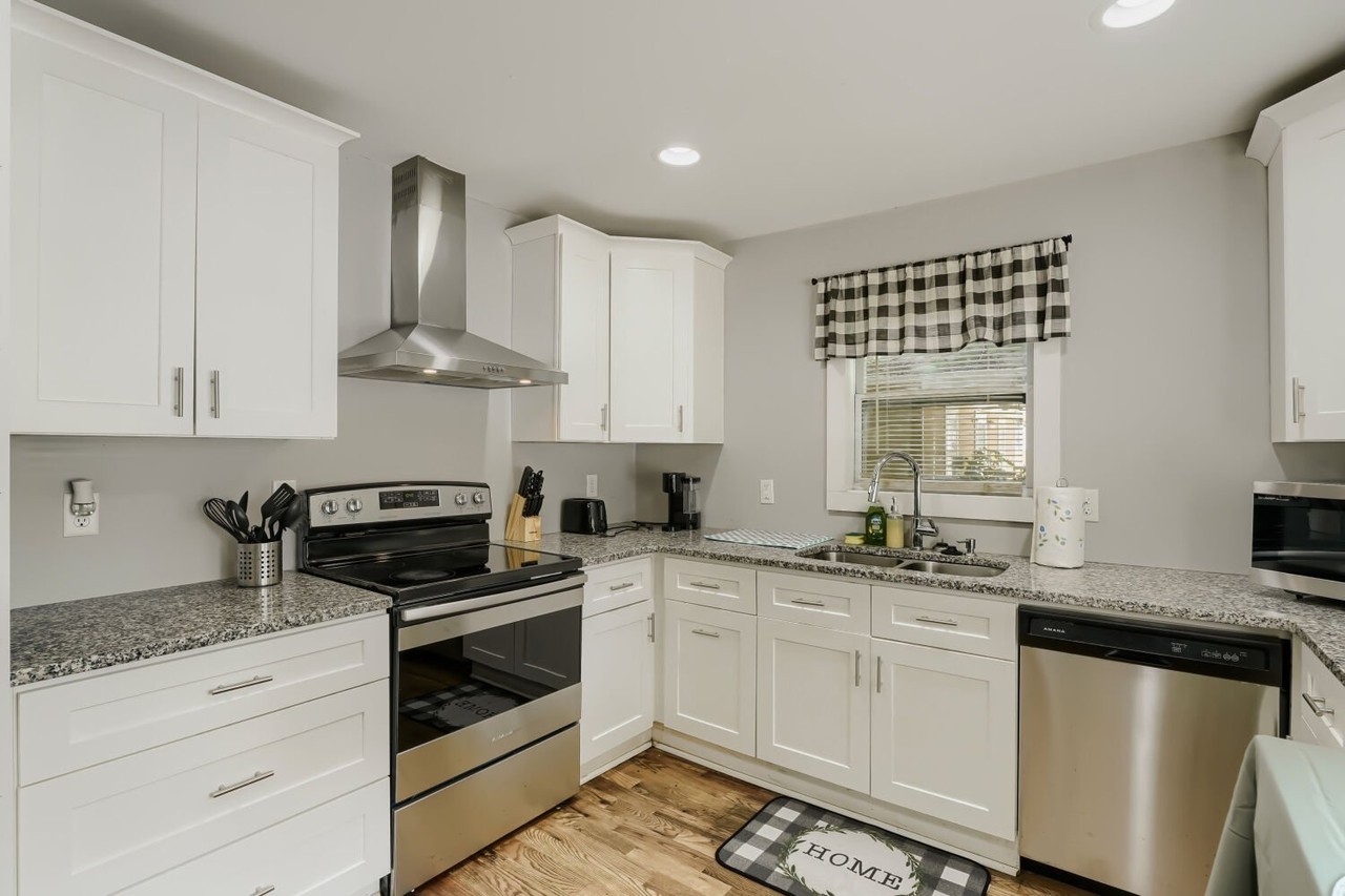 1089 Mcdaniel St Sw - Photo 6 of 18