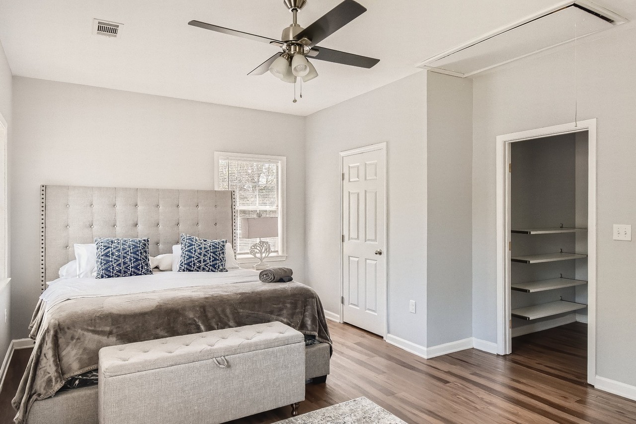1141 Moton Ave Sw - Photo 4 of 18