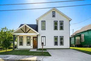 featured image of 884 Sims St Sw
