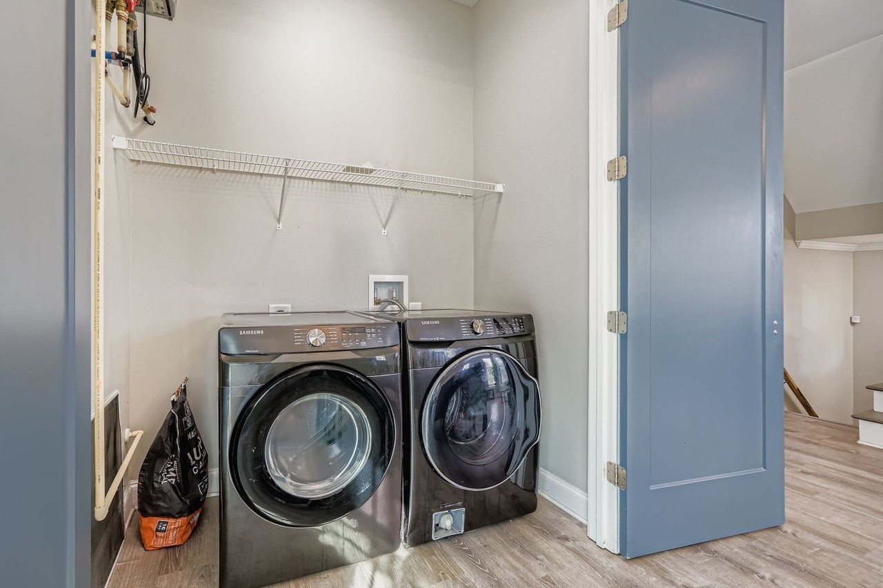 885 Hubbard St Sw - Photo 4 of 19