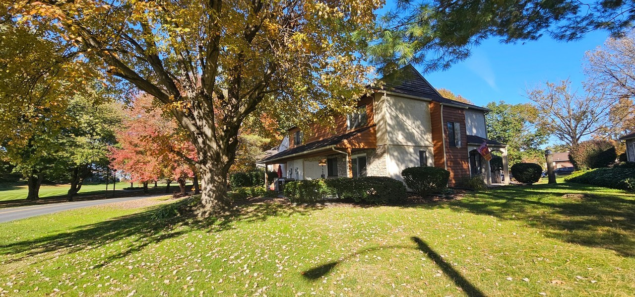420 Stonegate Ct - Photo 2 of 20
