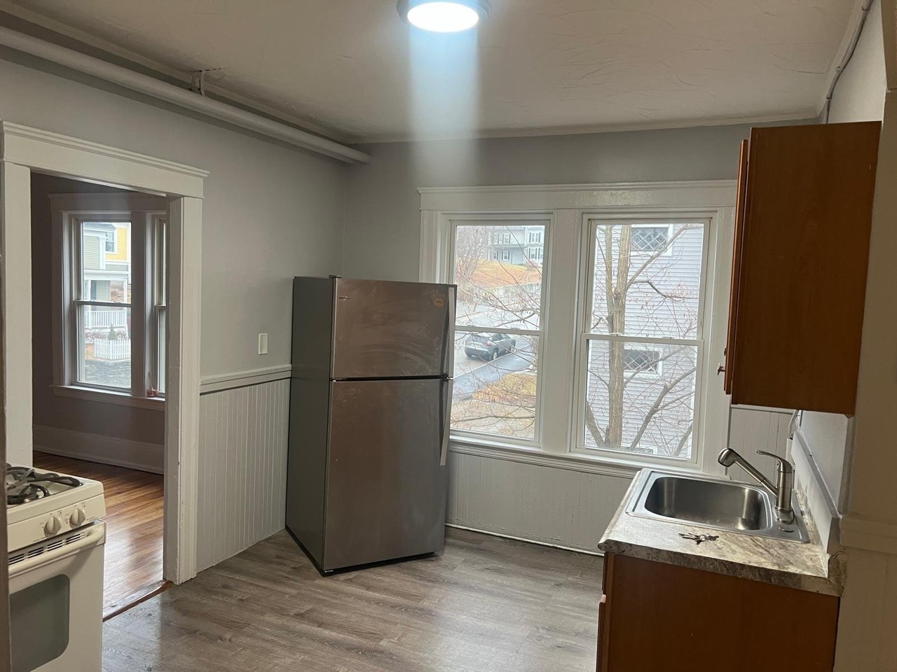 16 Catharine St - Photo 6 of 13
